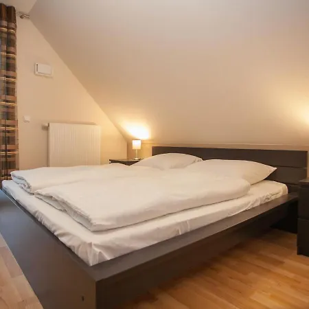 Detached In Winterberg-langewiese With Wood-burning Stove And Carport בית נופש ווינטרברג